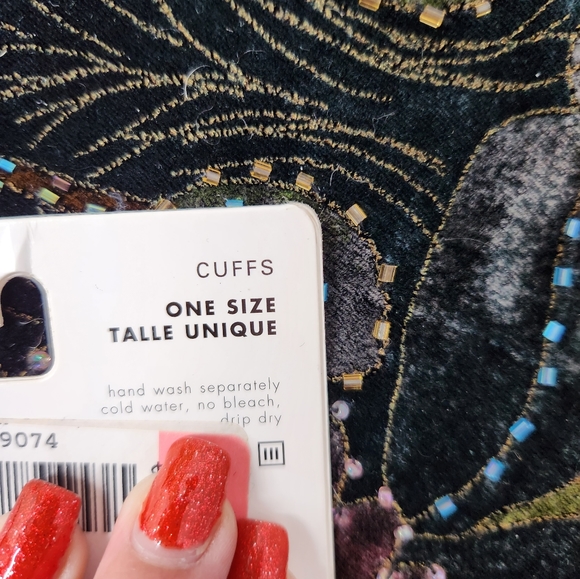 HUE Cuffs - Picture 2 of 2